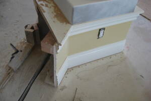 Carpentry Moulding Remodel Install - Carpentry