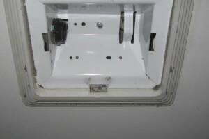 Electrical Bath Exhaust Light Fix - Electrical