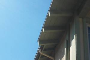 Landscaping Rain Gutter Reattach Piece - Landscaping