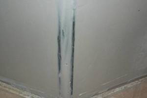 Painting Drywall Baseboard Plaster Repair - Painting