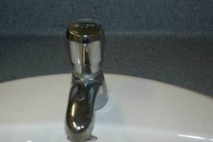 Plumbing Faucet Store Restroom Replacement - Plumbing