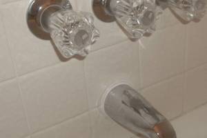 Plumbing Tub Shower Faucet Repairs - Plumbing