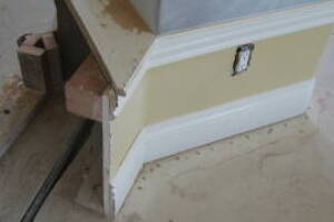 Repair Handyman Moulding Drywall Paint - Repair