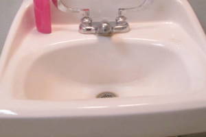 Repair Handyman Retail Clogged Sink - Repair